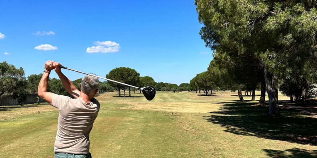 Golf courses - James playing in Barialto Golf Club